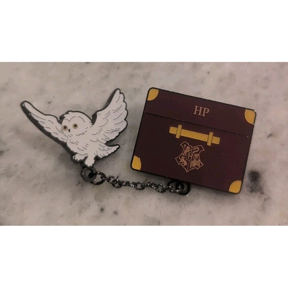 Loungefly Harry Potter Luggage & Pet Dangling Blind Box Enamel Pin  Harry Potter